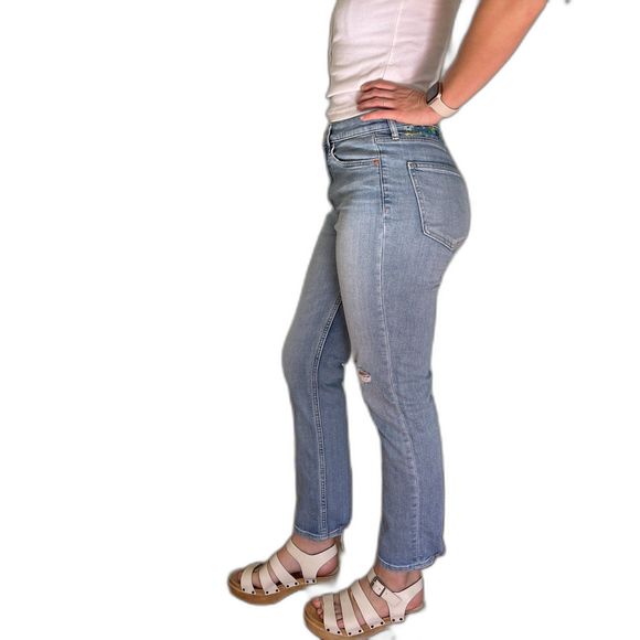 GAP Cigarette High Rise Jeans Hand Embroidered Size 29 - Picture 4 of 10